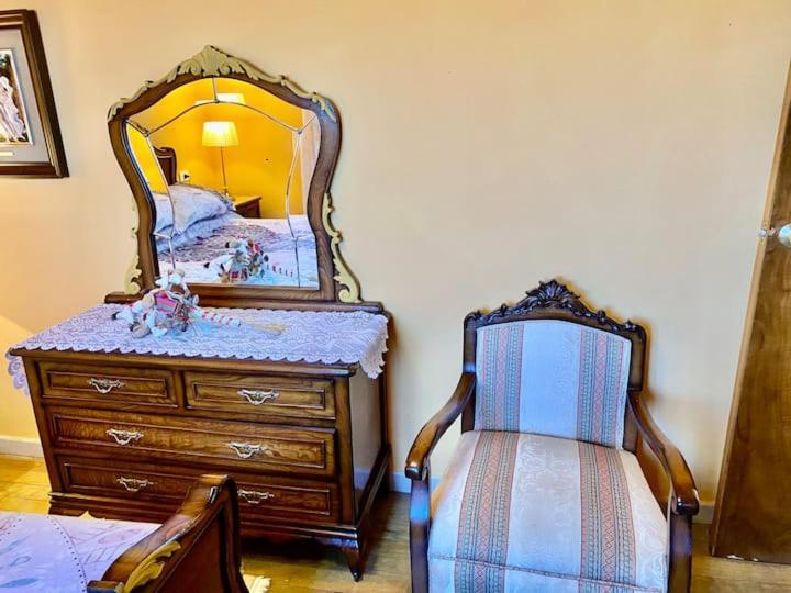 Entero Con Piscina Y Jardin. Сasa de vacaciones Ourense