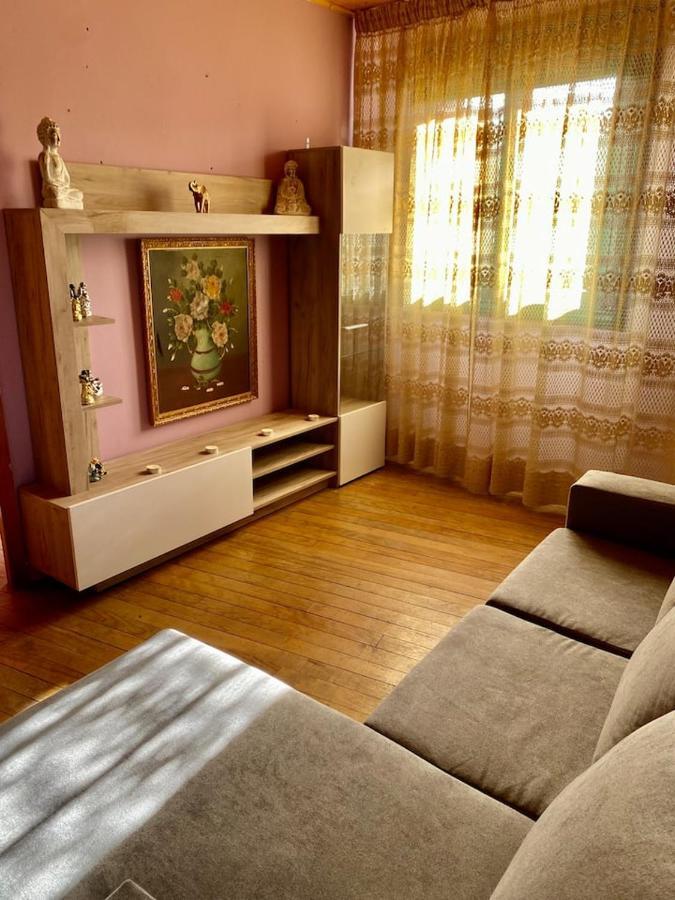 Entero Con Piscina Y Jardin. * Ourense