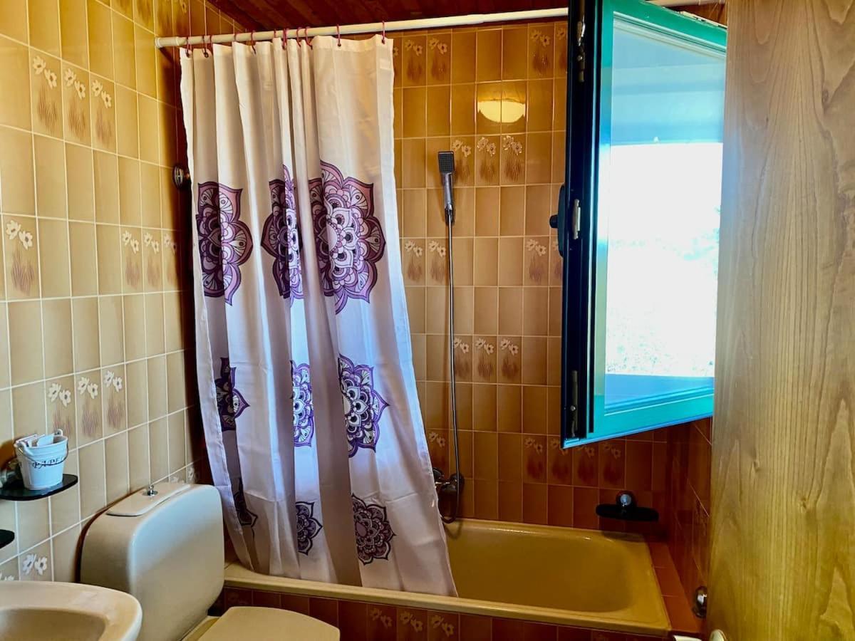 Entero Con Piscina Y Jardin. Сasa de vacaciones Ourense