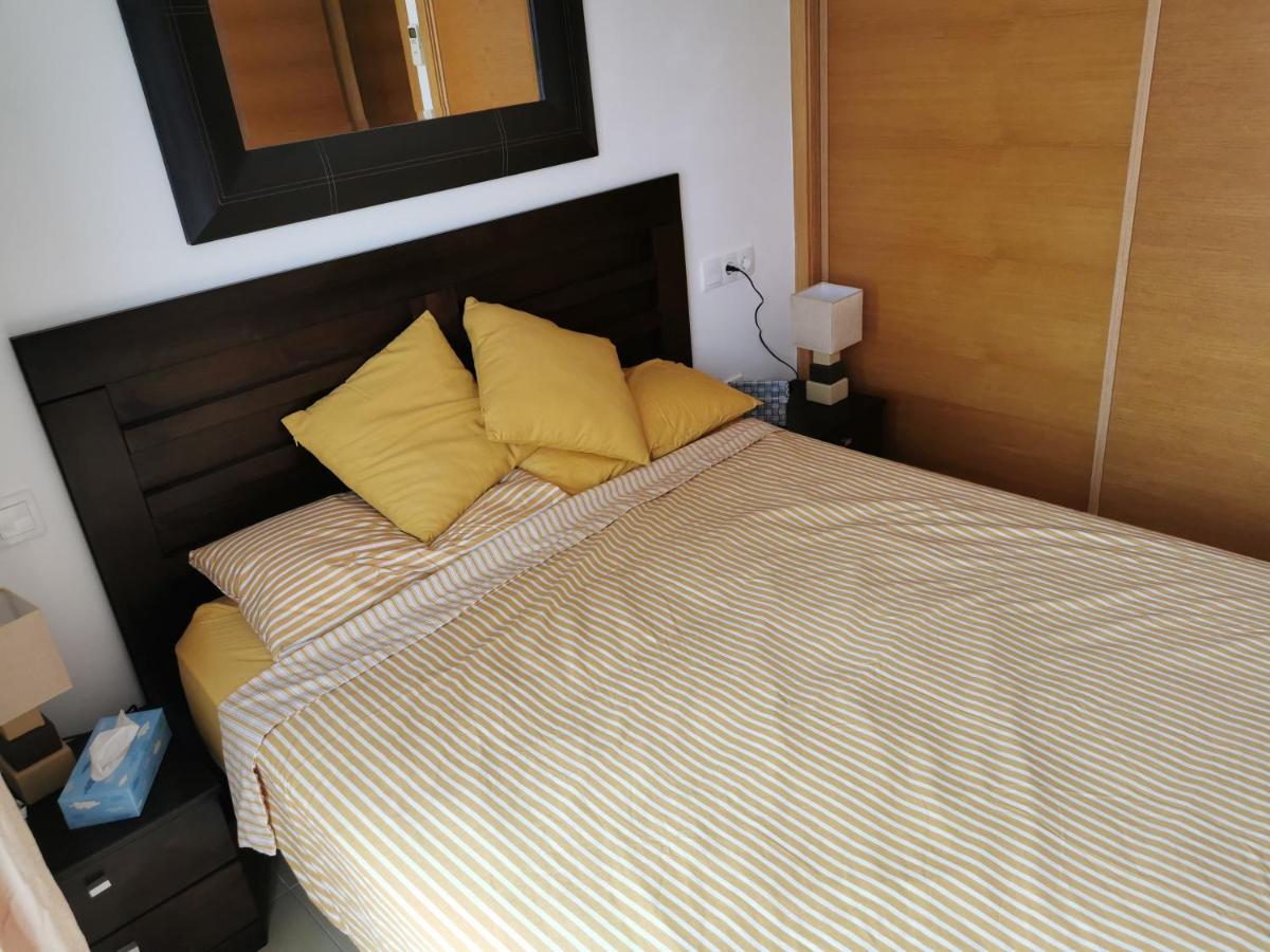 Lovely 3 Bedroom On Golf Holiday home Alhama de Murcia