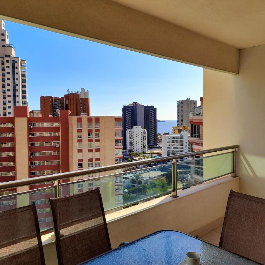 Apartment Luxury Boutique Torresol, Free Parking, Wi-fi, Pool, Benidorm