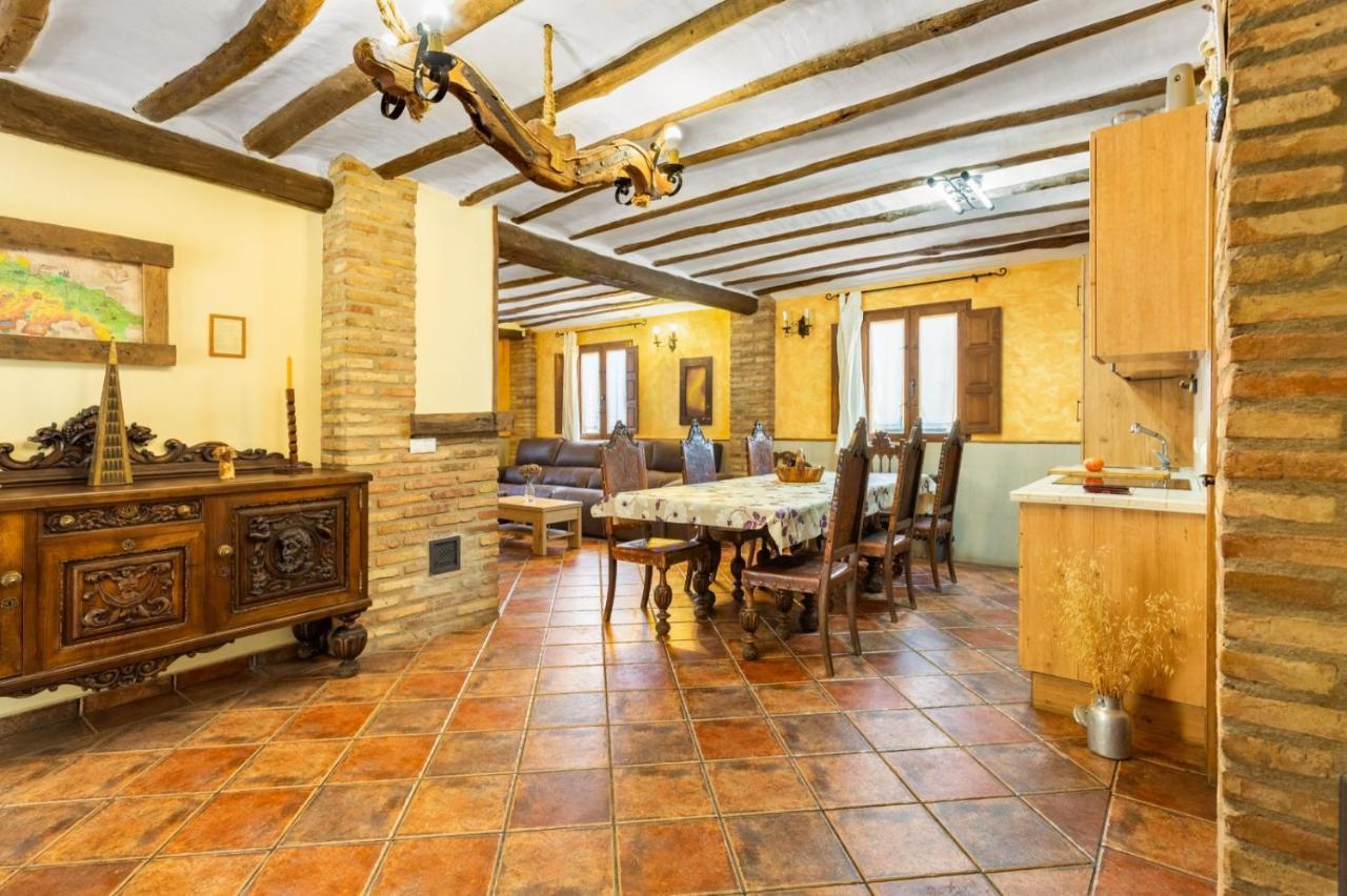 Casa Senderuela * Panzares