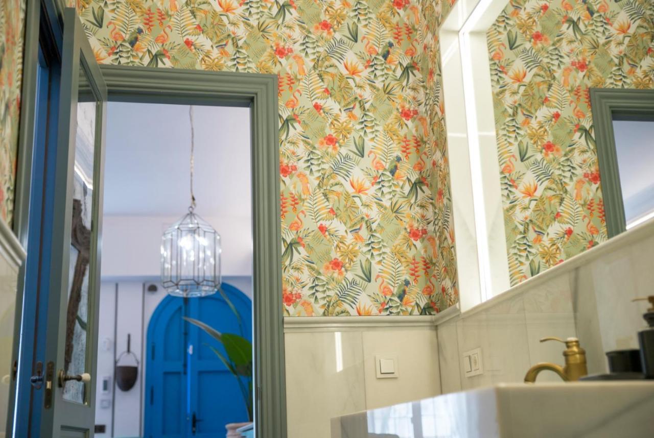 Cubanito Primera Línea Bajondillo Apartamento