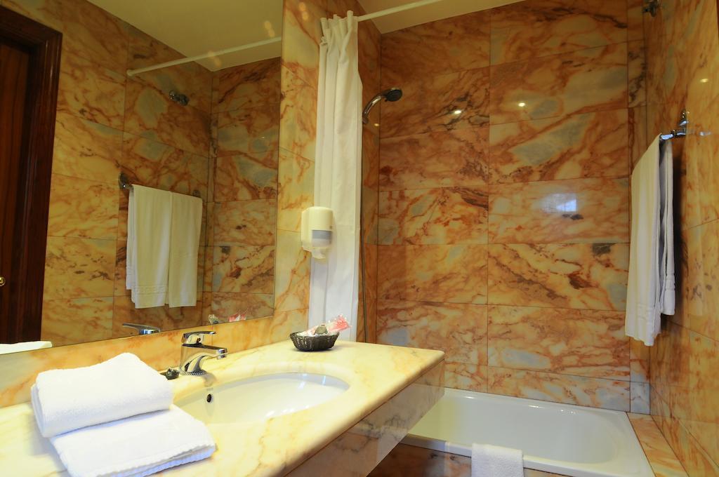 Hotel Eth Pomer 3*