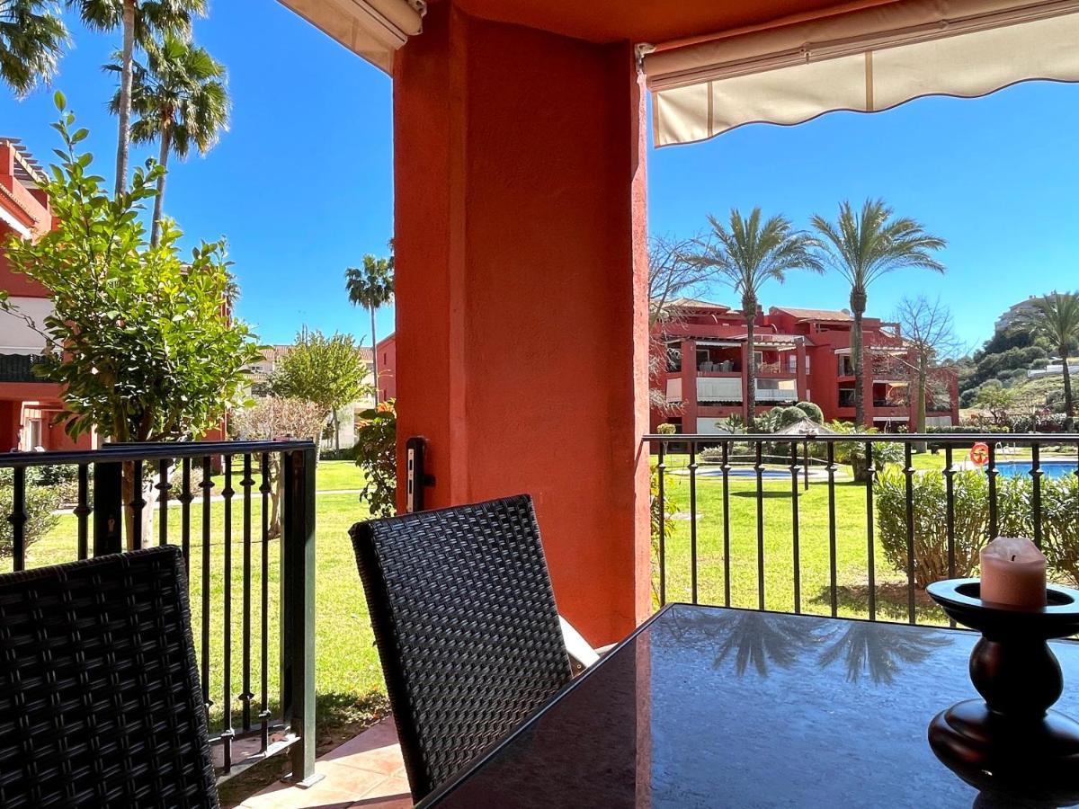 Pool View Golf Family Ground Floor Terrace With Barbecue In Costa Apartment *