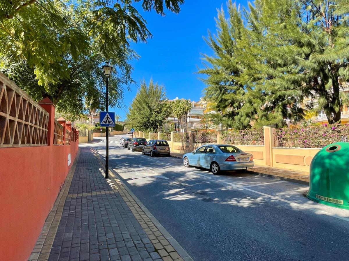 Pool View Golf Family Ground Floor Terrace With Barbecue In Costa Apartment