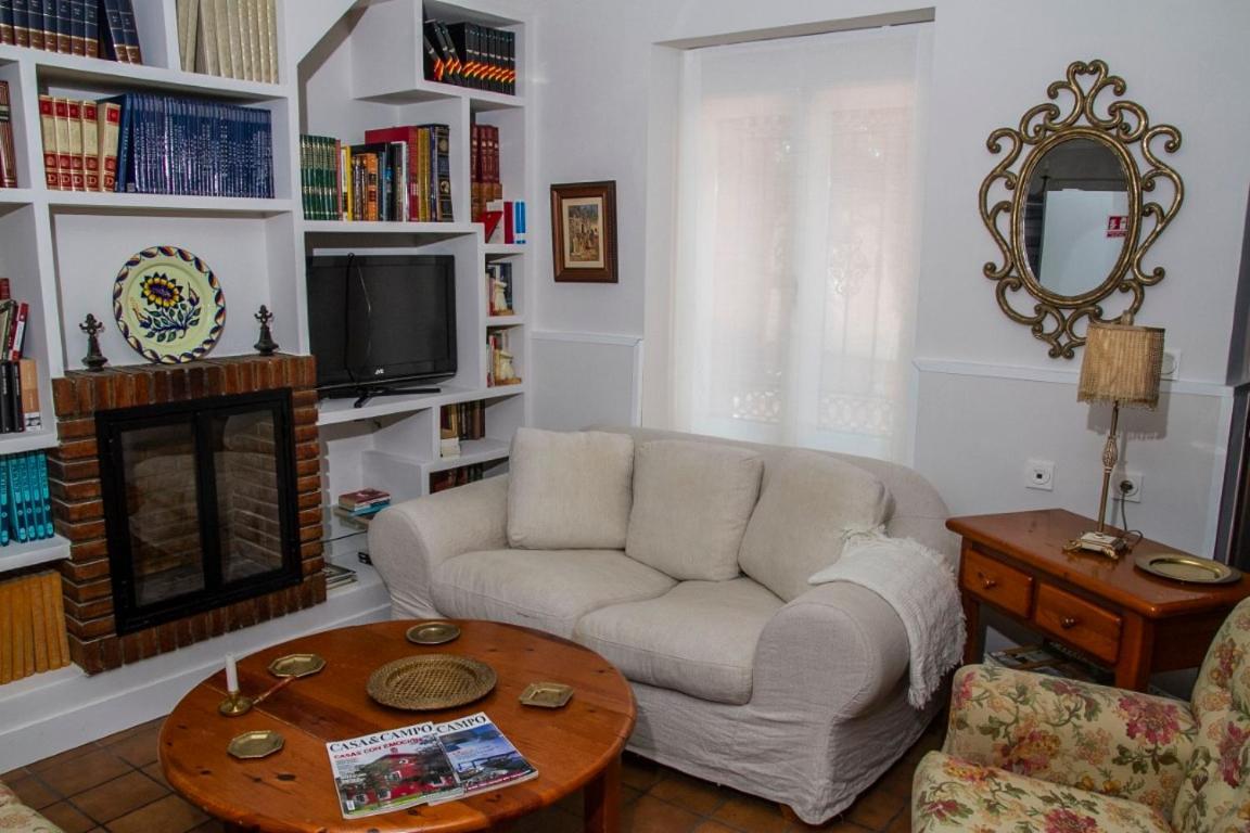 Tres Ventas Homestay *