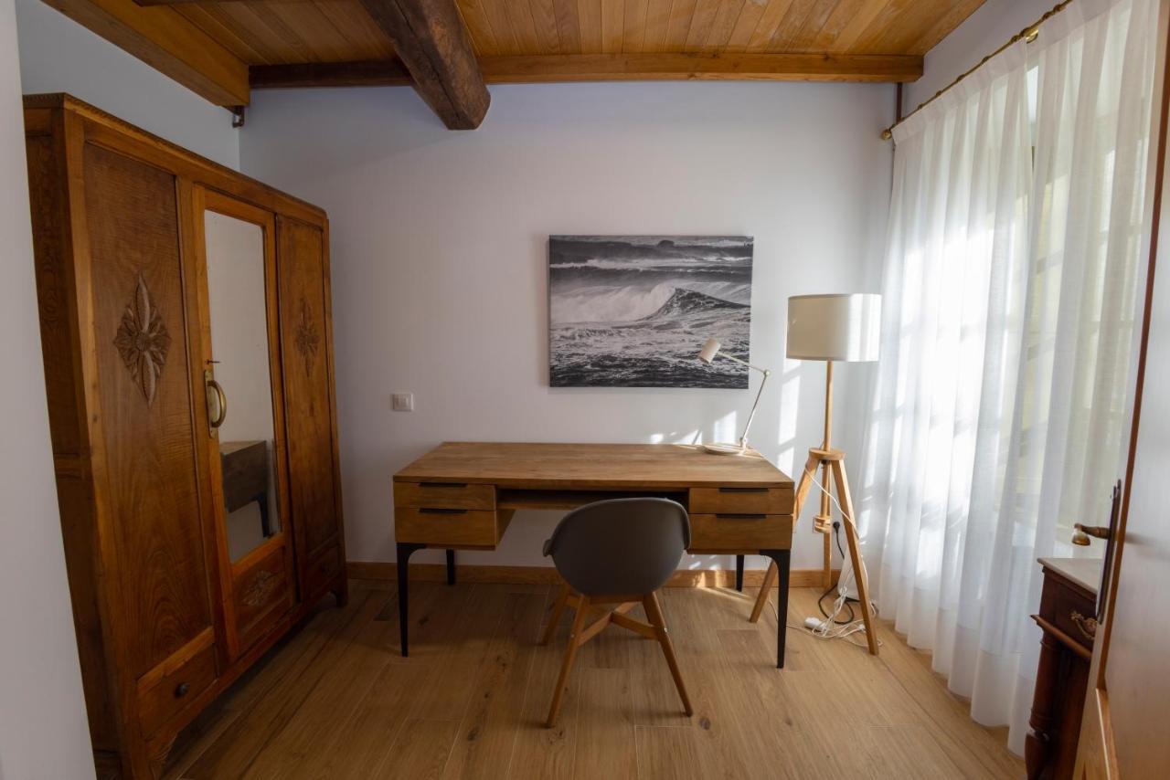 Casa Alameda 33 De Casas Figueiras En Ria Eo-ribadeo Holiday home Castropol