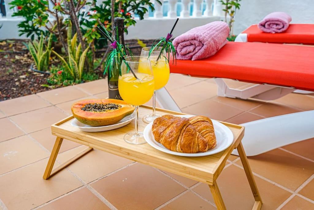 Large House With Garden And Direct Access To The Pool Holiday home *