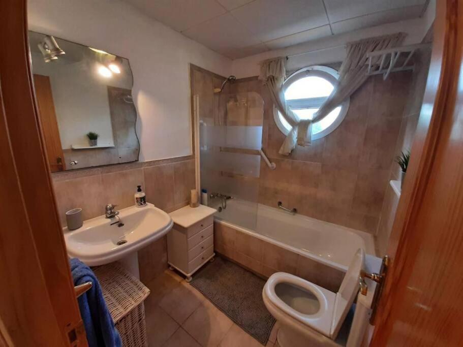 Holiday home 3 Bedroom With Amazing Views & Outdoor Spaces