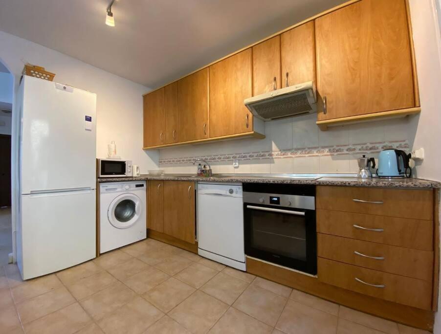 Holiday home 3 Bedroom With Amazing Views & Outdoor Spaces *