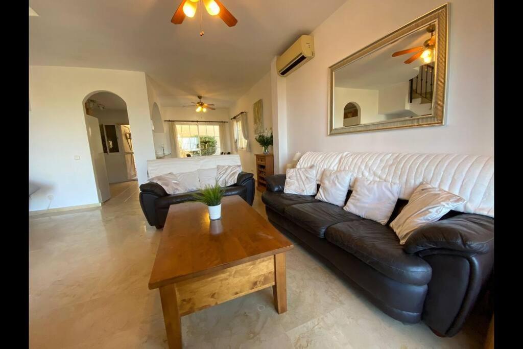 3 Bedroom With Amazing Views & Outdoor Spaces Holiday home Manilva