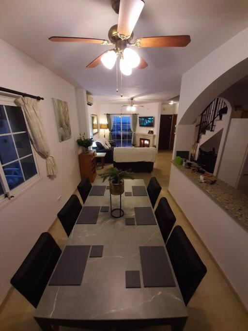 3 Bedroom With Amazing Views & Outdoor Spaces
