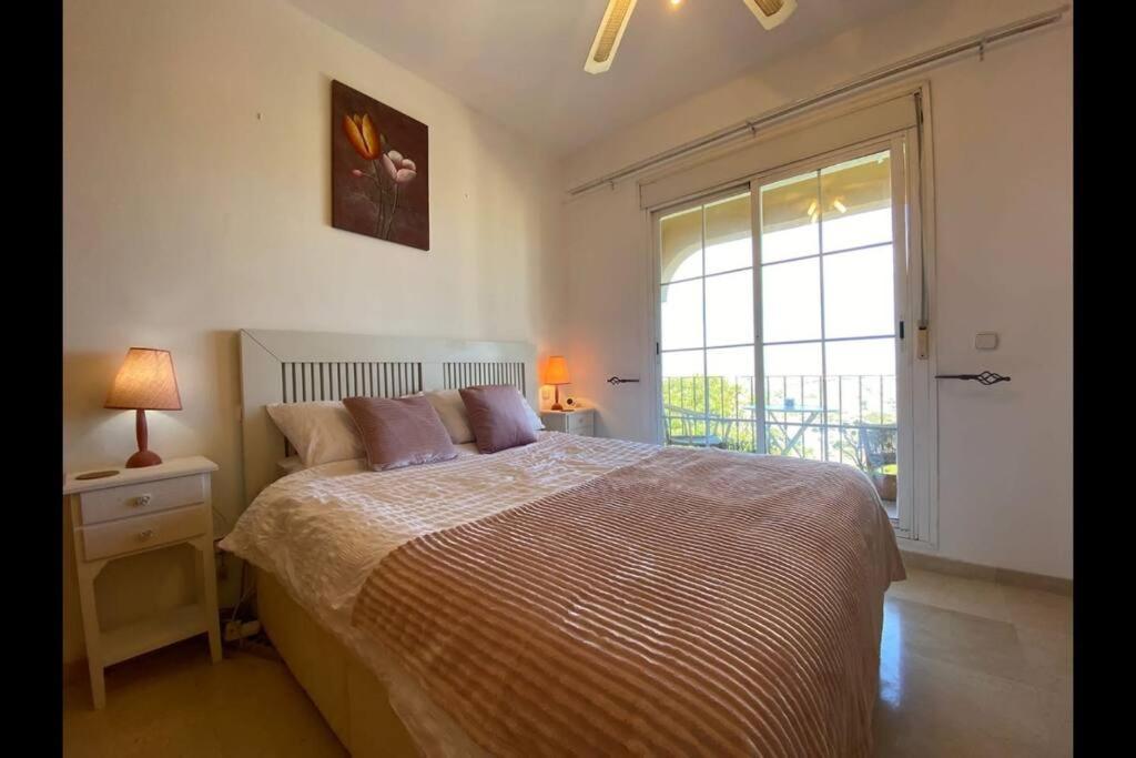 3 Bedroom With Amazing Views & Outdoor Spaces
