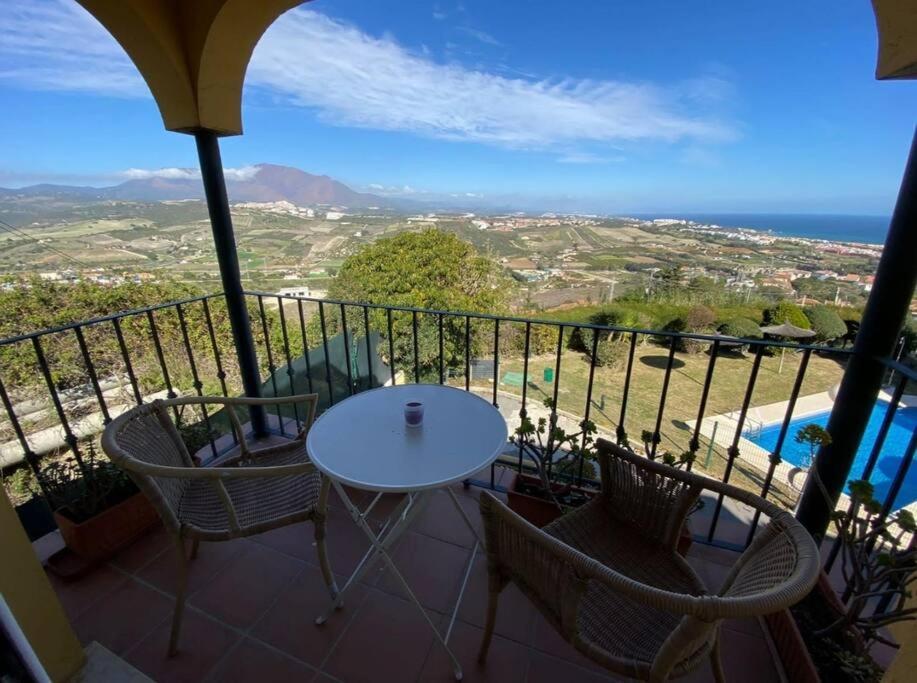 3 Bedroom With Amazing Views & Outdoor Spaces Holiday home