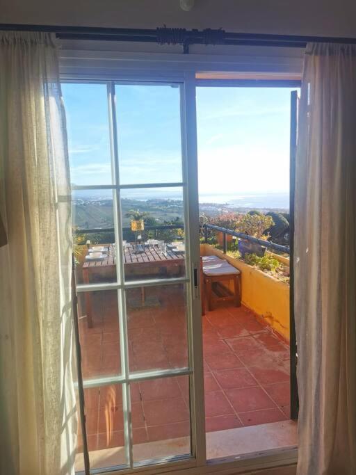 3 Bedroom With Amazing Views & Outdoor Spaces Holiday home *
