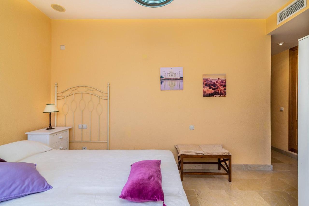 Apartment Spacious In *