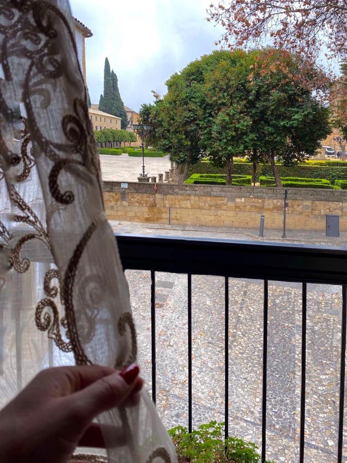 Balcones Con Encanto - Vistas Al Conjunto Monumental Patrimonio De La Humanidad Ubeda (Andalucia)