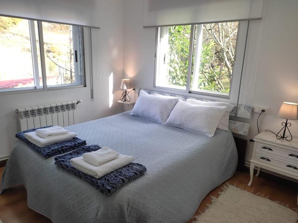 Casa Loureira -cabo Do Mundo, Ribeira Sacra Vilarino (Lugo)