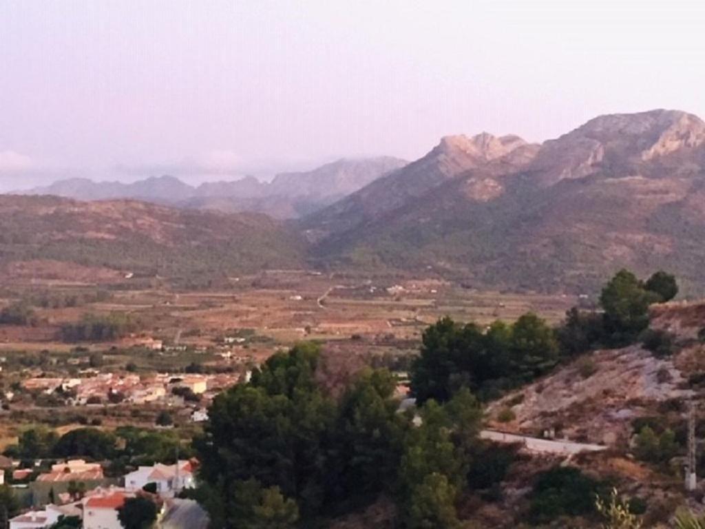 One Bed Overlooking Jalon Valley, Costa Blanca Apartamento *