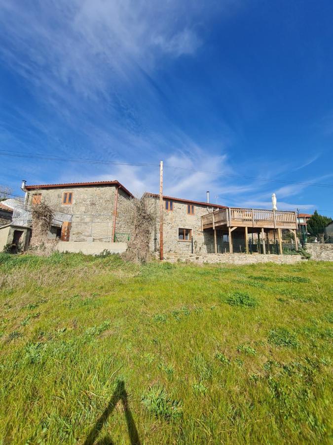 Casa Fondo De Holiday home Chantada