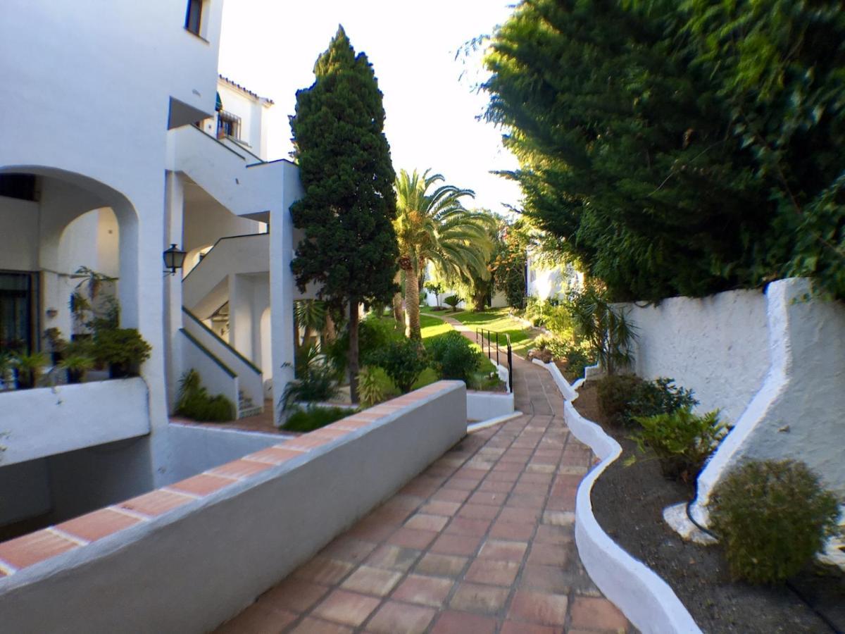 Apartment Capistrano Playa, Modern Within Walking Distance To Burriana Nerja