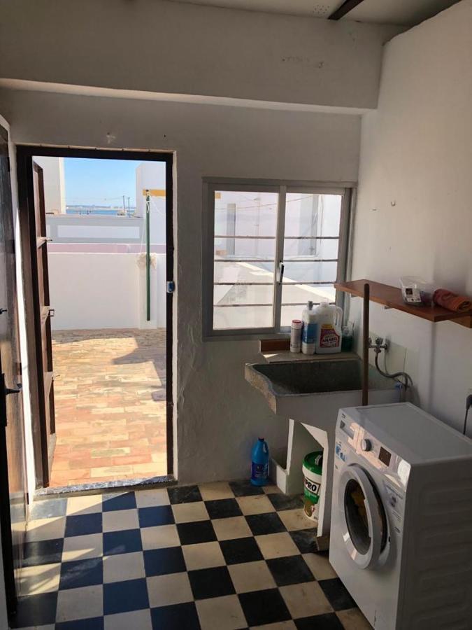 Casa En Primera Linea De Playa * Rota