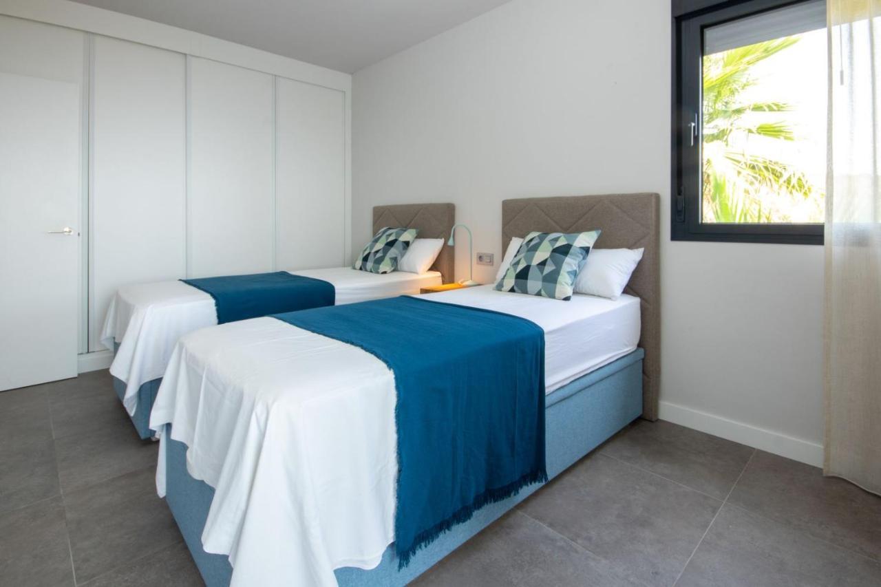 Apartment Luxury Stunning Seaview Bs 3104