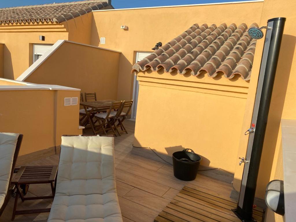 Atlantis Luxury Tarifa- Views, Parking, Wifi, Aircon, Swimming Pool Apartment