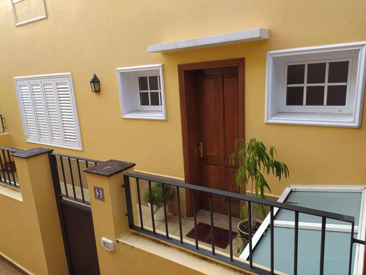 Cheerful 3 Bedroom Town House With Garage Holiday home
