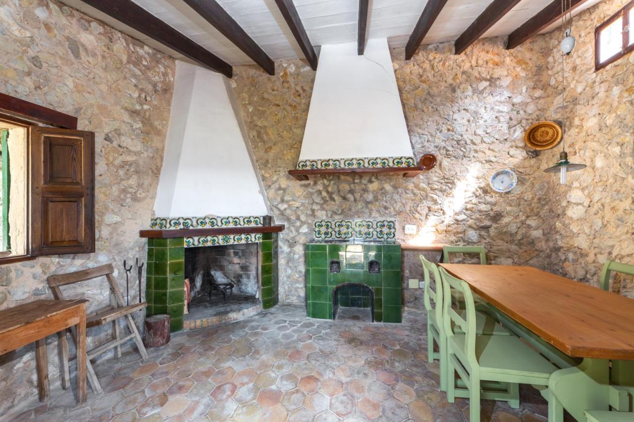Wunderschoene Ruhige Mit Pool In Galilea Galilea (Mallorca)