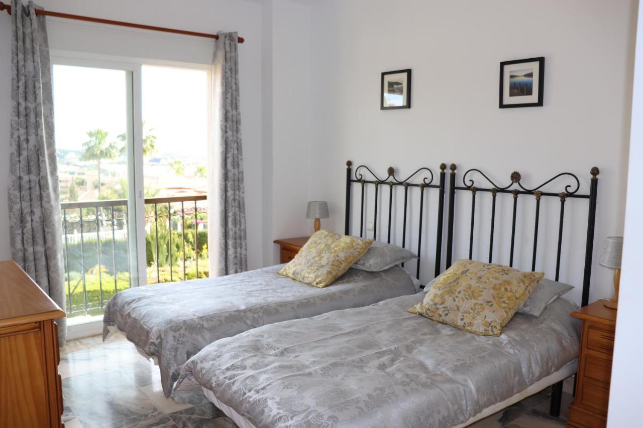 Lets In The Sun - - With Sea Or Pool Views Apartamento La Cala De Mijas