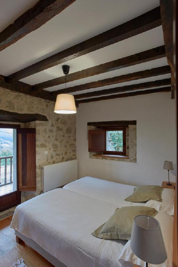 Casa De Rubio Chalet Linares (Asturias)