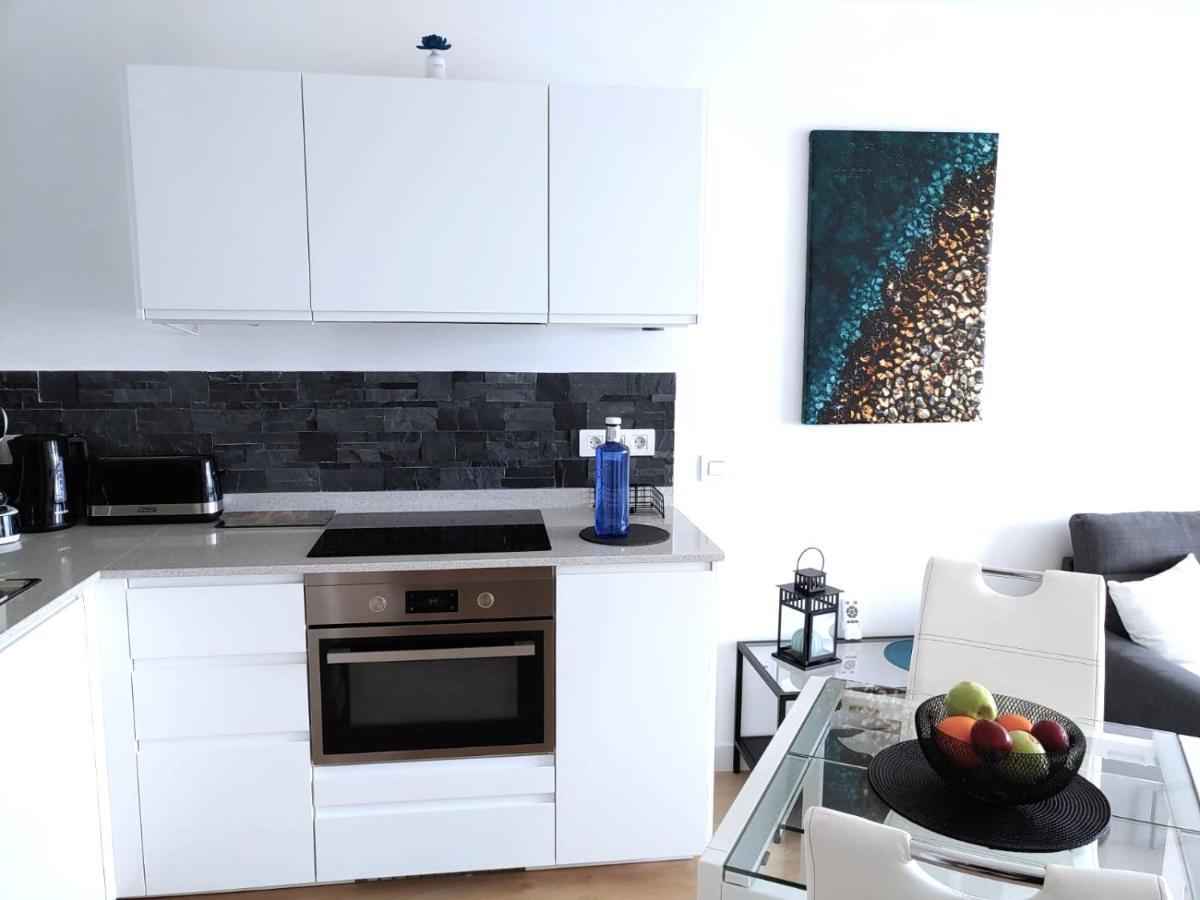 Apartment Portonovo Paraiso Ii - Sea View - Swimming Pool - Good Wifi - Old Town *