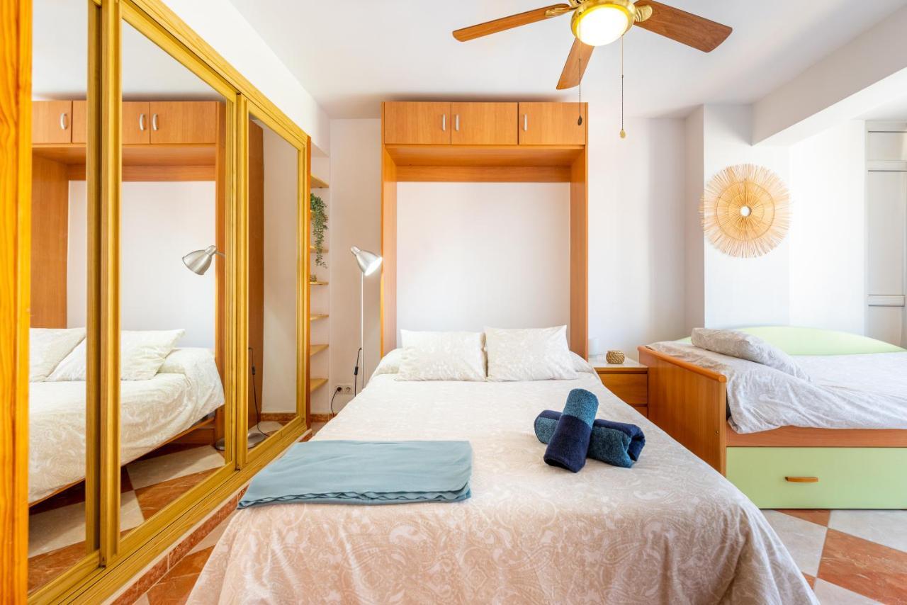 Sunny Seaside Apartment
