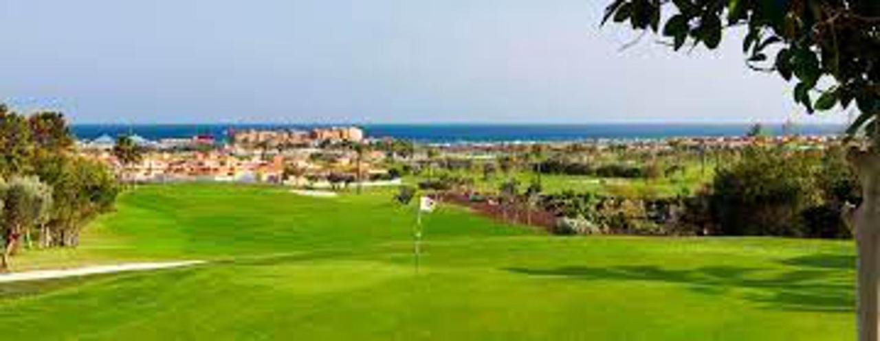 Inviting 1-bed On Castillo Mar