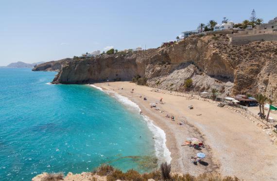 Apartamento Playa Paraiso, En 1ª Linea De Playa, , Comodo Y Recien Reformado, Soleado, Con Jardines, Piscina, Zona Deportiva Y La Playa Enfrente Andando Villajoyosa