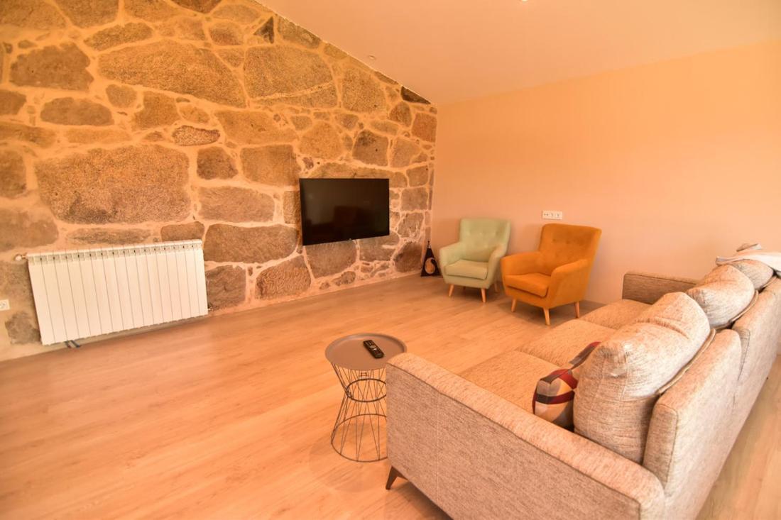 Casa A Pedra Holiday home Morgadanes