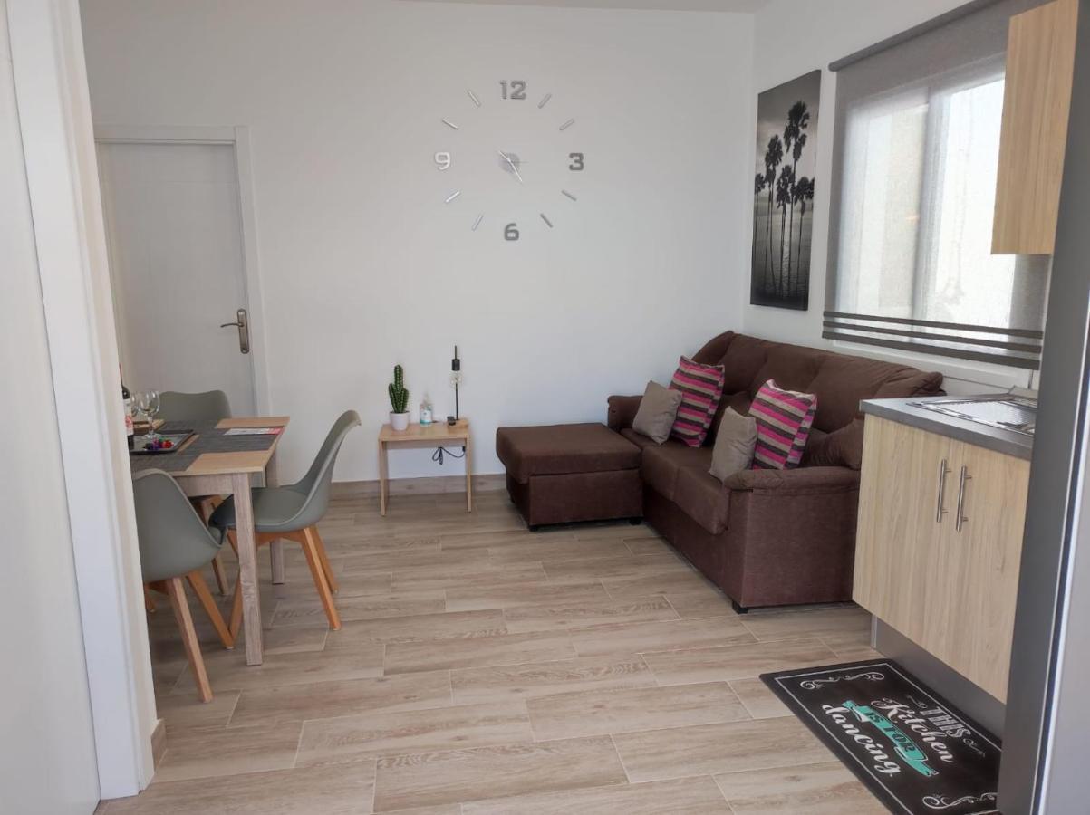 Casa Piramide 2. Terraza Wifi Y Parking Privado Holiday home