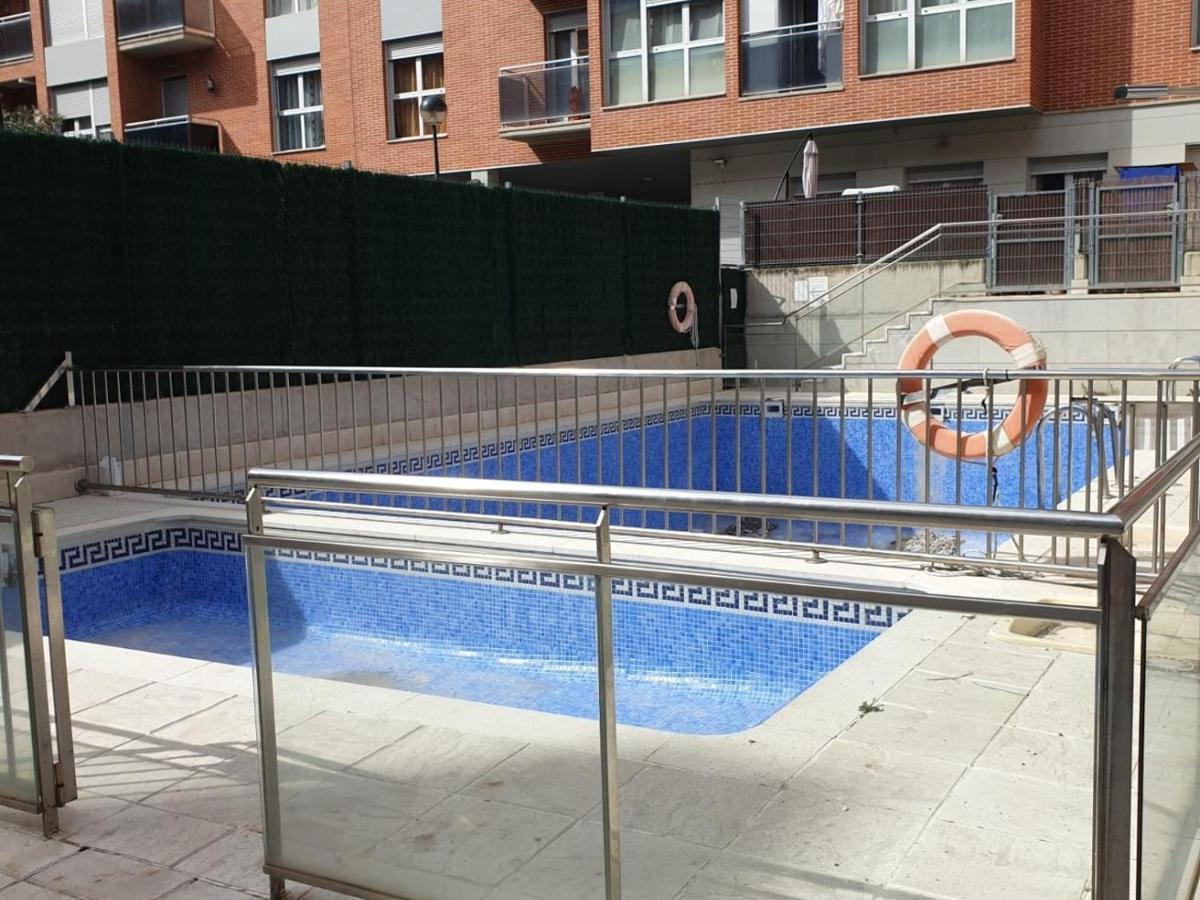 Los Olivos Con Piscina A 5km De