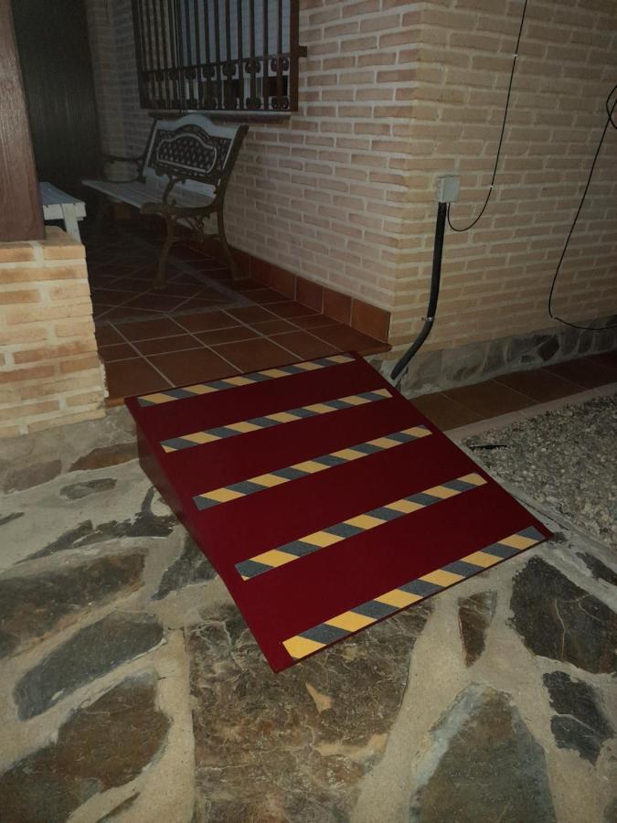 Vivencias 10 Personas Al Pie De Molino Manchego. Camunas
