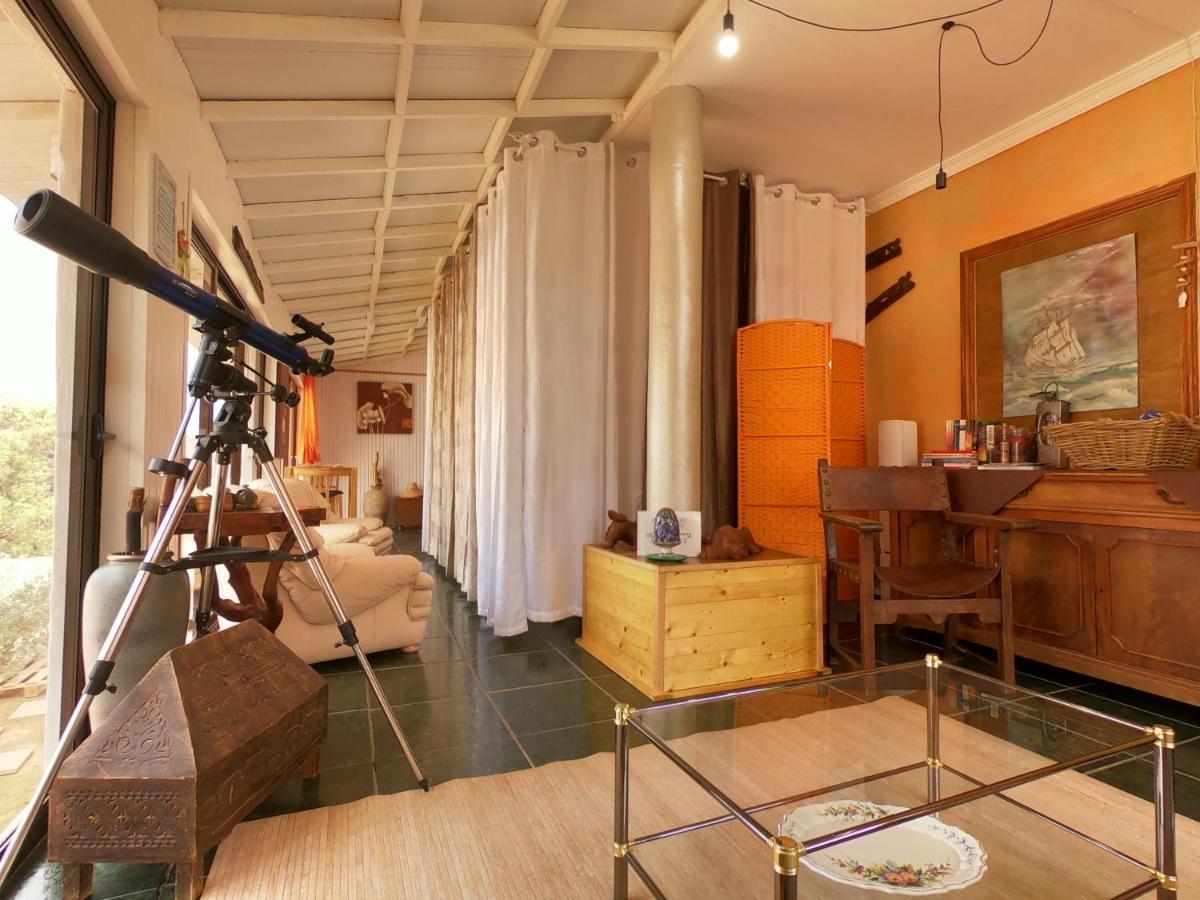 Kikiki House Country house *