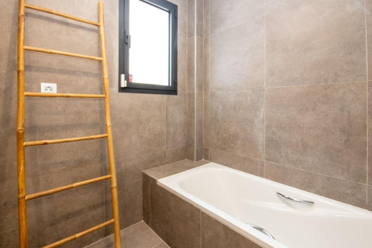 Luxury Stunning Seaview Bs 3104 Apartment *