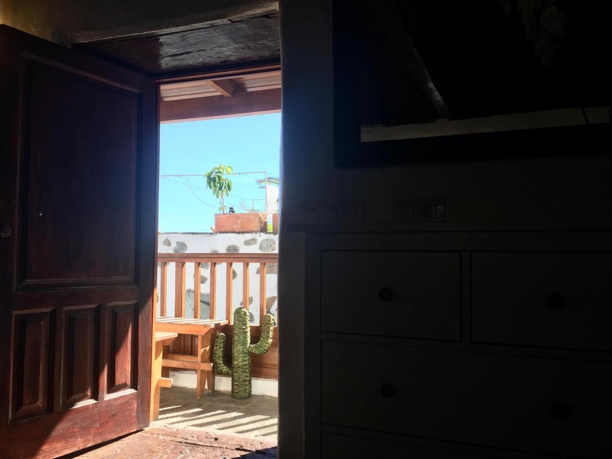 Unique Canarian 1700s - Casa Salvia Las Aguas - Ocean & Natural Pools 150m - Whole Gated House Holiday home *