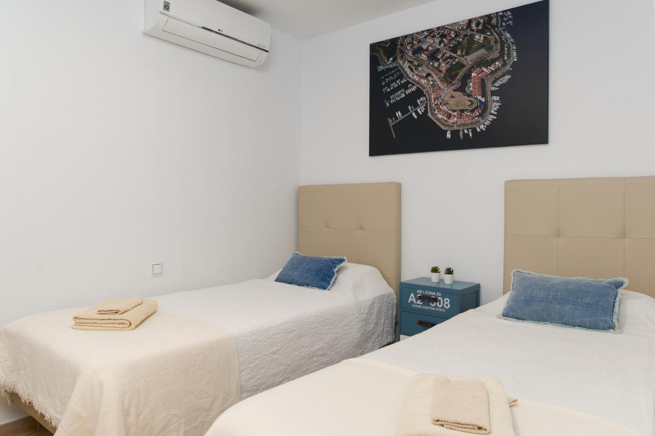 Atlantis Luxury Tarifa- Views, Parking, Wifi, Aircon, Swimming Pool Apartment