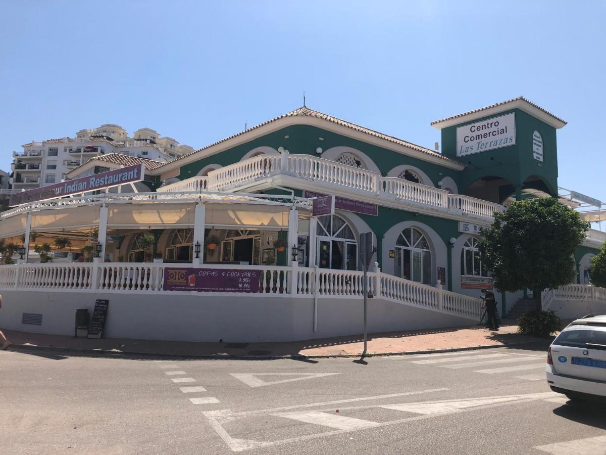 Miraflores Tres Piscinas Cerca Del Mar - Albamar Apartamento *