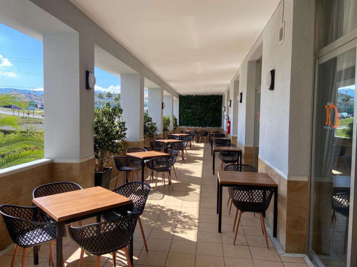 Hotel Montera Plaza Los Barrios