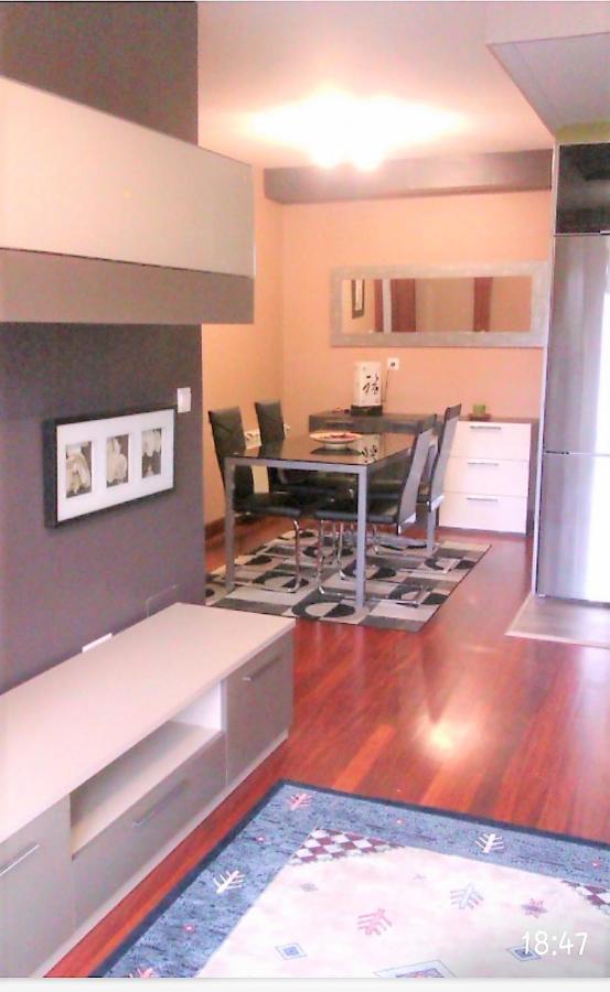 Apartamento con piscina urbanización embarcadero Limpias *