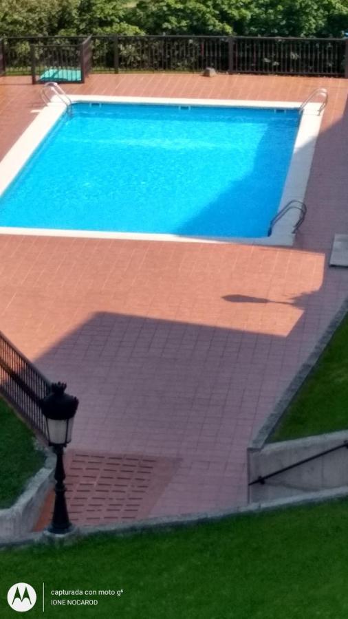 Apartamento con piscina urbanización embarcadero Limpias Limpias