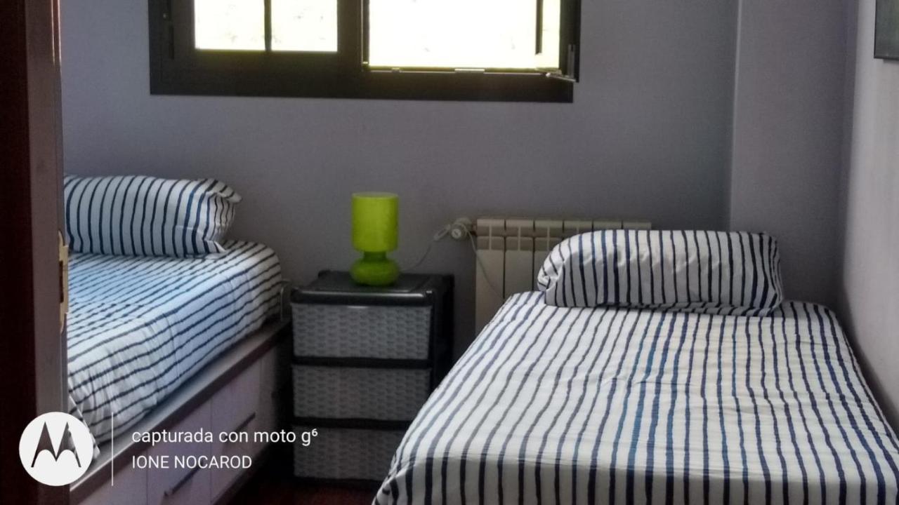Apartamento con piscina urbanización embarcadero Limpias Apartamento *